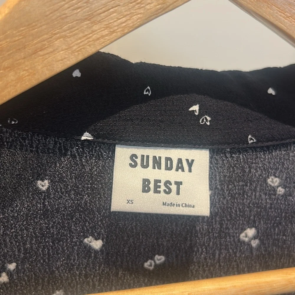 Sunday Best Navy Blue Heart Print Short Sleeves Cropped Top - Picture 3 of 16